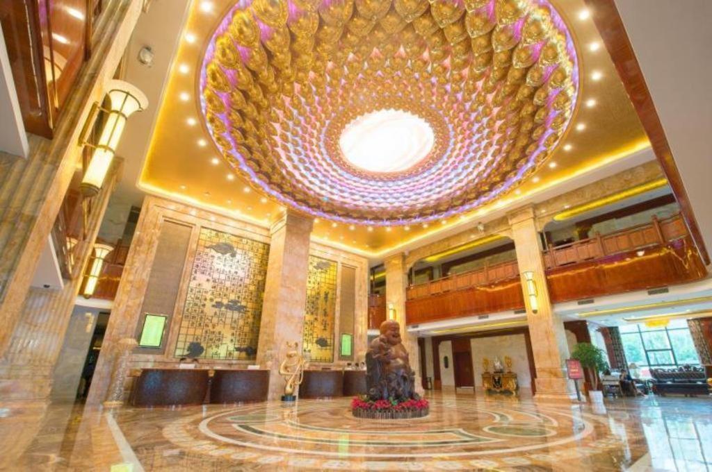 فندق تشونجتشينج هواتشن إنترناشيونال تشونغتشينغ المظهر الخارجي الصورة